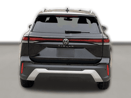 Volkswagen Tiguan S 2.0T FWD 2026 — side view