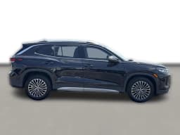 Volkswagen Tiguan S FWD 2026 — side view