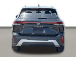 Volkswagen Tiguan S FWD 2026 — side view