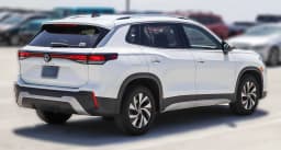 Volkswagen Tiguan S 2.0T FWD 2025 — side view