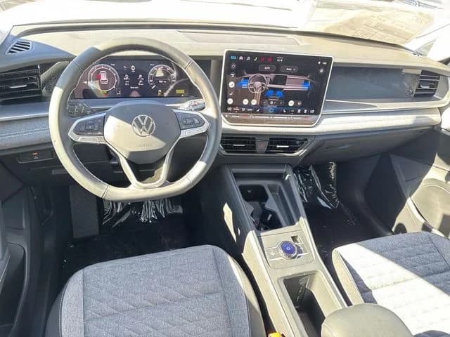Volkswagen Tiguan S FWD 2026 — side view