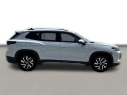 Volkswagen Tiguan S FWD 2026 — side view
