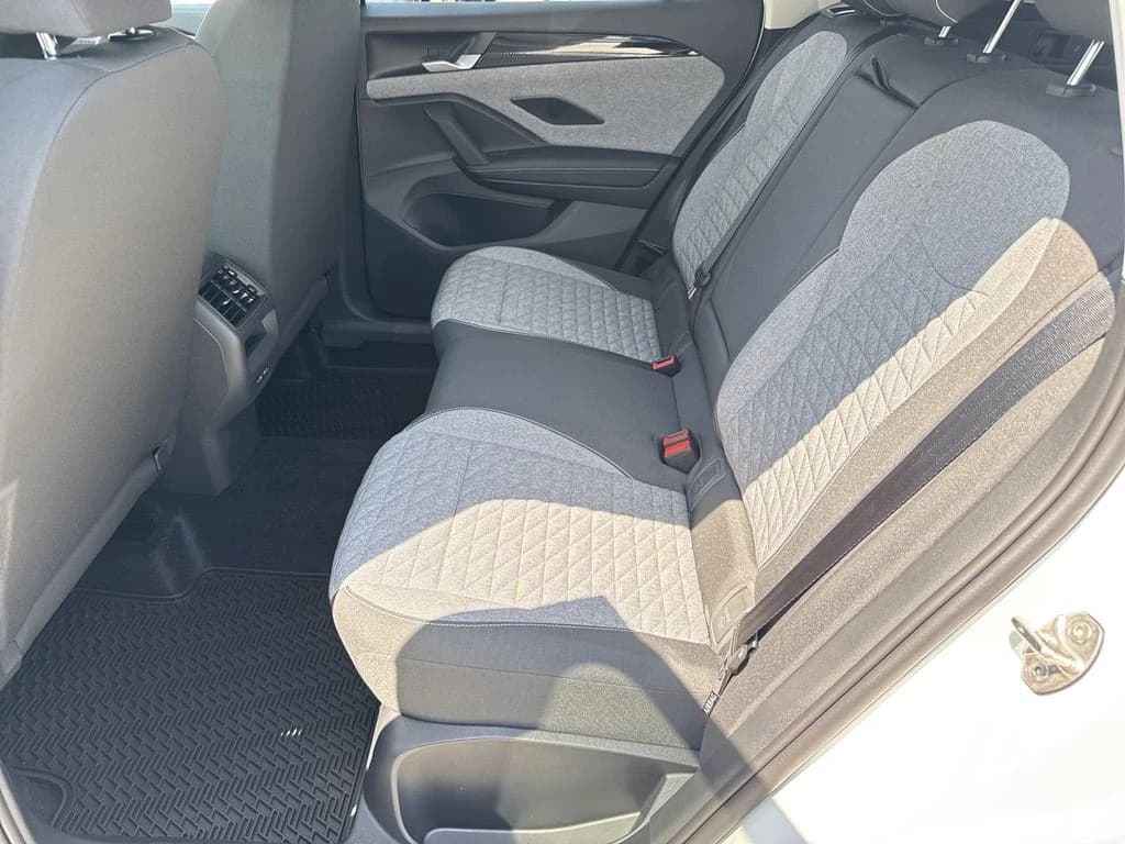 Volkswagen Tiguan S FWD 2026 — side view