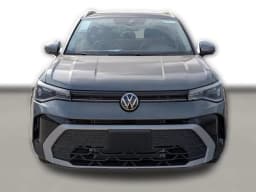 Volkswagen Taos SE FWD 2026 — side view