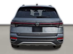 Volkswagen Taos SE FWD 2026 — side view