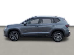 Volkswagen Taos SE FWD 2026 — side view