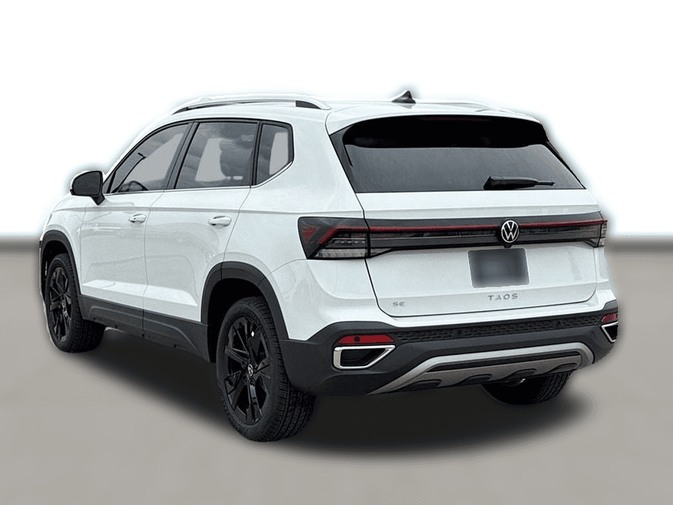 Volkswagen Taos SE FWD 2025 — side view