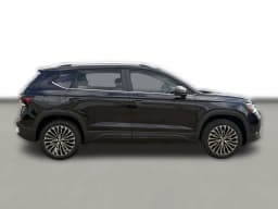 Volkswagen Taos SE FWD 2026 — side view