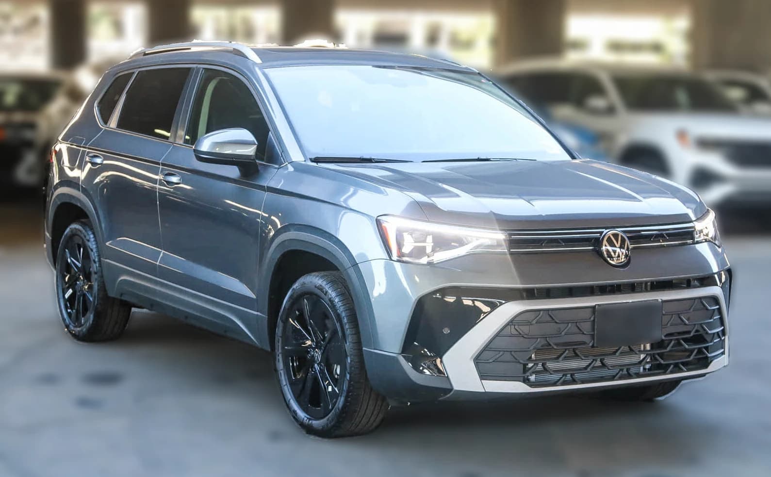 Volkswagen Taos SE FWD 2025 — side view