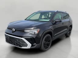 Volkswagen Taos SE FWD 2026 — side view
