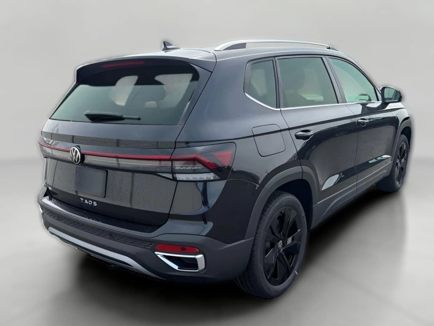 Volkswagen Taos SE FWD 2026 — side view