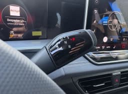 Volkswagen Tiguan SE FWD 2026 — side view