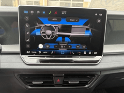 Volkswagen Tiguan SE 2.0T FWD 2025 — side view