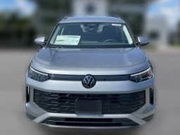 Volkswagen Tiguan SE 2.0T FWD 2026 — side view