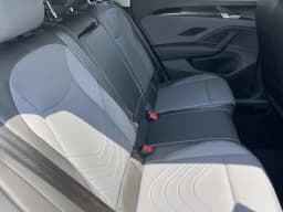 Volkswagen Tiguan SE 2.0T FWD 2026 — side view