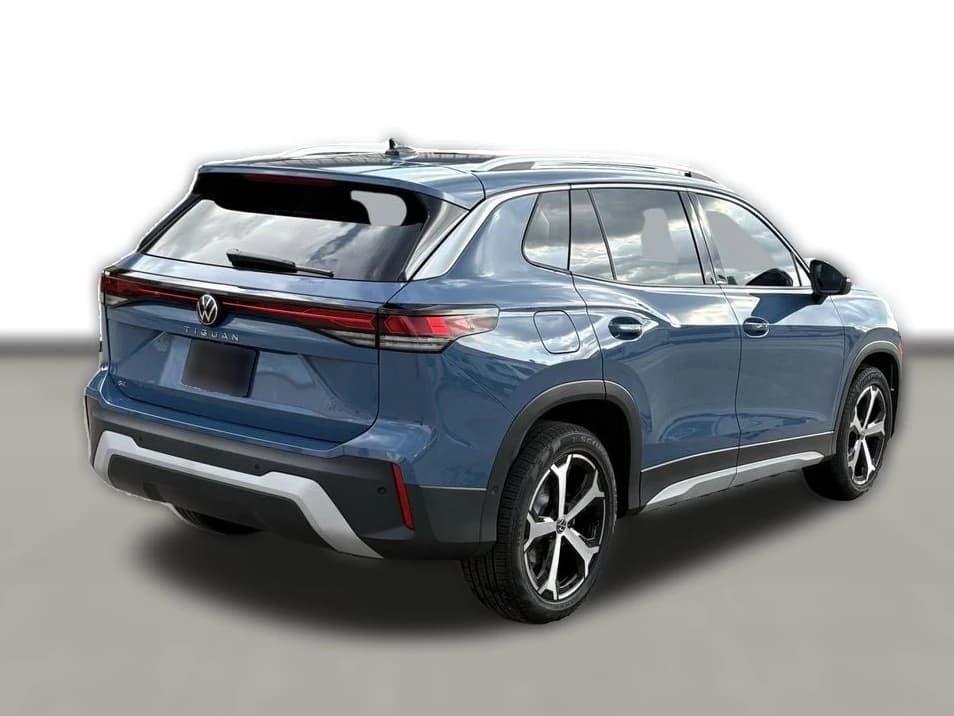 Volkswagen Tiguan SE 2.0T FWD 2025 — side view