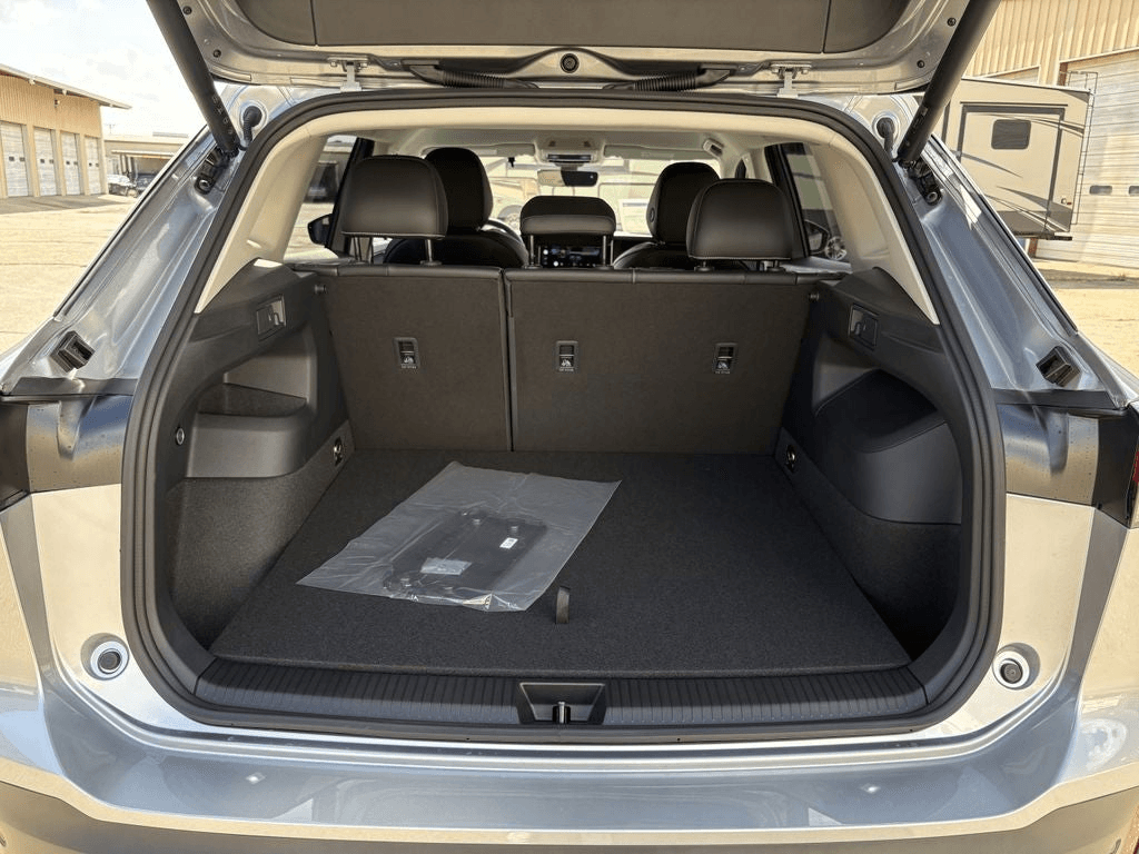 Volkswagen Tiguan SE 2.0T FWD 2025 — side view