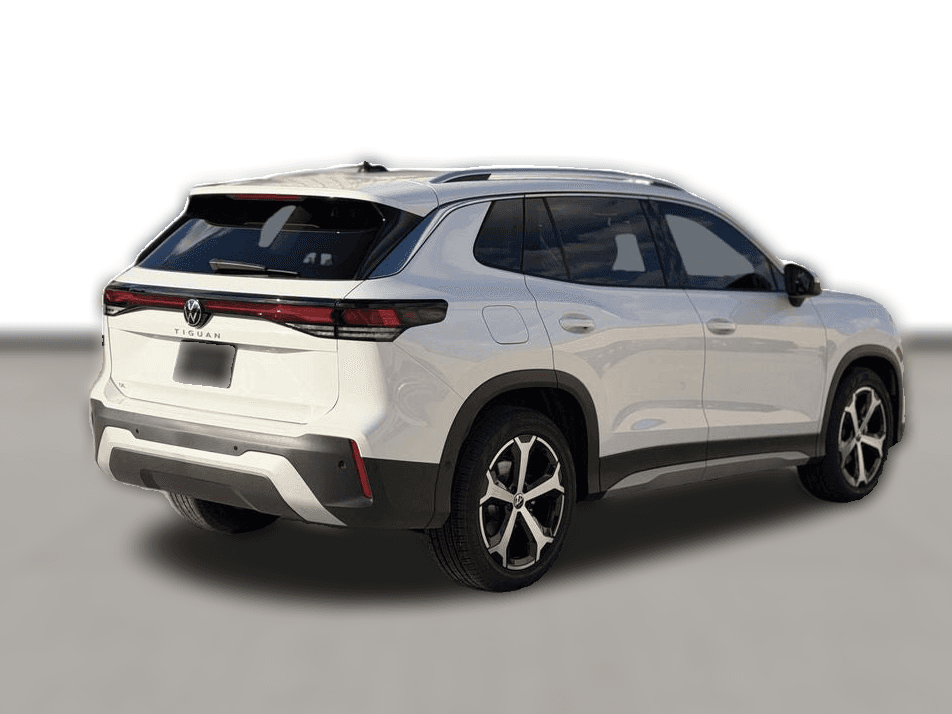 Volkswagen Tiguan SE 2.0T FWD 2026 — side view