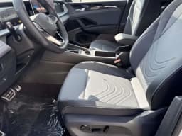 Volkswagen Tiguan SE R-Line Black 4MOTION 2026 — side view