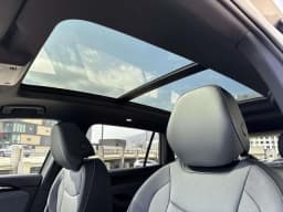 Volkswagen Tiguan SE R-Line Black 4MOTION 2026 — side view