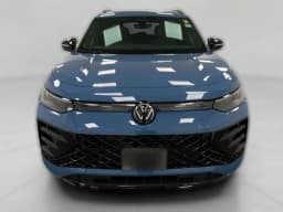 Volkswagen Tiguan SE R-Line Black 4MOTION 2026 — side view