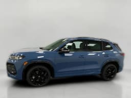 Volkswagen Tiguan SE R-Line Black 4MOTION 2026 — side view