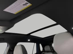 Volkswagen Tiguan SE R-Line Black 4MOTION 2026 — side view