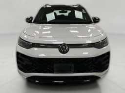 Volkswagen Tiguan SE R-Line Black 4MOTION 2026 — side view