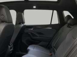 Volkswagen Tiguan SE R-Line Black 4MOTION 2026 — side view
