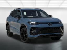 Volkswagen Tiguan SE R-Line Black 4MOTION 2026 — side view