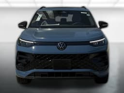 Volkswagen Tiguan SE R-Line Black 4MOTION 2026 — side view