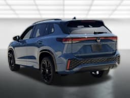 Volkswagen Tiguan SE R-Line Black 4MOTION 2026 — side view