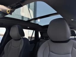 Volkswagen Tiguan SE R-Line Black 4MOTION 2026 — side view