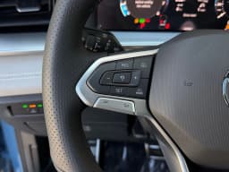 Volkswagen Tiguan SE R-Line Black 4MOTION 2026 — side view