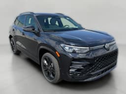 Volkswagen Tiguan SE R-Line Black 4MOTION 2026 — side view