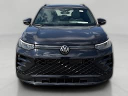 Volkswagen Tiguan SE R-Line Black 4MOTION 2026 — side view