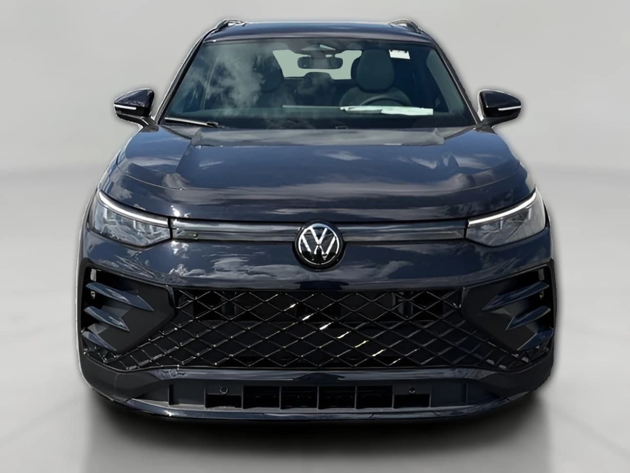 Volkswagen Tiguan SE R-Line Black 4MOTION 2026 — side view