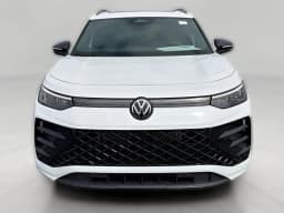 Volkswagen Tiguan SE R-Line Black 4MOTION 2026 — side view