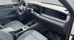 Volkswagen Tiguan SE R-Line Black 4MOTION 2026 — side view