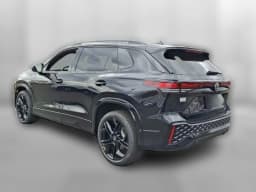 Volkswagen Tiguan SE R-Line Black 4MOTION 2026 — side view