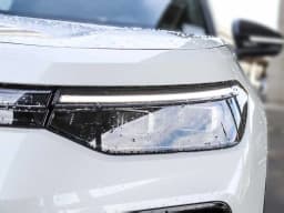 Volkswagen Tiguan SE R-Line Black 2.0T FWD 2026 — side view