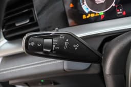 Volkswagen Tiguan SE R-Line Black 2.0T FWD 2026 — side view