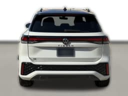 Volkswagen Tiguan SE R-Line Black 2.0T FWD 2026 — side view