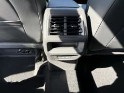 Volkswagen Tiguan SE R-Line Black 2.0T FWD 2026 — side view