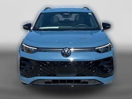 Volkswagen Tiguan SE R-Line Black 2.0T FWD 2026 — side view