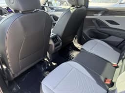 Volkswagen Tiguan SE R-Line Black 2.0T FWD 2026 — side view