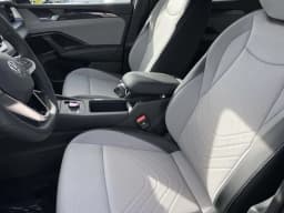 Volkswagen Tiguan SE R-Line Black 2.0T FWD 2026 — side view