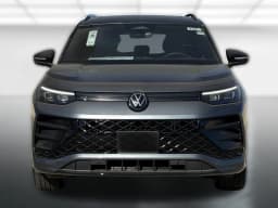 Volkswagen Tiguan SE R-Line Black FWD 2026 — side view