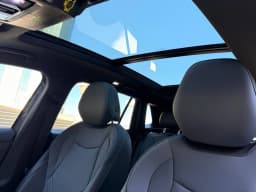 Volkswagen Tiguan SE R-Line Black FWD 2026 — side view