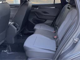 Volkswagen Tiguan SE R-Line Black FWD 2026 — side view